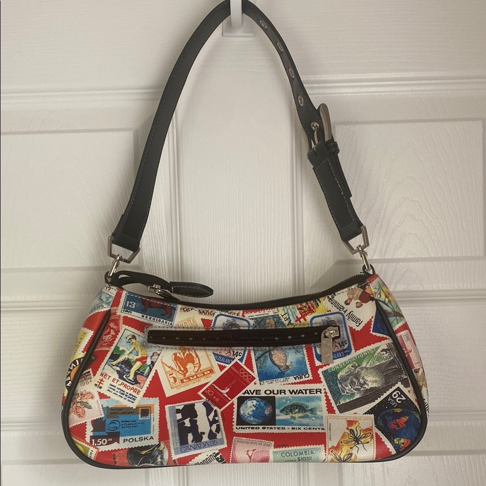 Sydney Love | Shoulder Bag | Travel Stamp | Red and Black